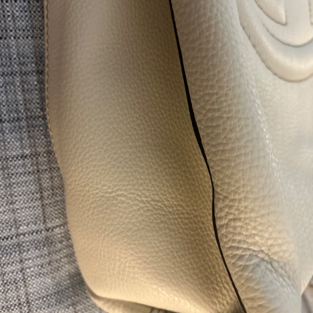 Gucci White Leather Soho Chain Tote - Picture 9 of 16
